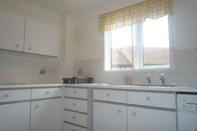  Image of Studio to rent at Loudwater  High Wycombe, HP10 0PB