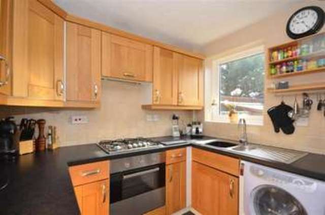  Image of 2 Bedroom Semi-Detached for sale at Mitcham Surrey Mitcham, CR4 4EY