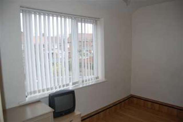  Image of 2 Bedroom Property to rent at Litherland Crescent St Helens St Helens, WA11 9AJ