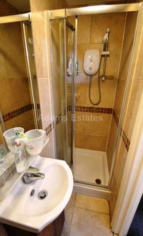  Image of 1 Bedroom Studio to rent at London Road  Reading, RG1 5AU