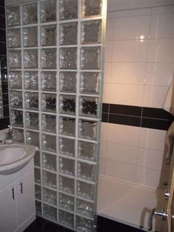  Image of 1 Bedroom Flat to rent at Swanshope  Essex, IG10 2NA