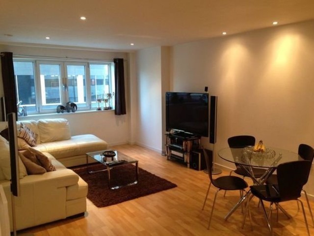  Image of 2 Bedroom Apartment to rent at Birmingham, B5 5JE