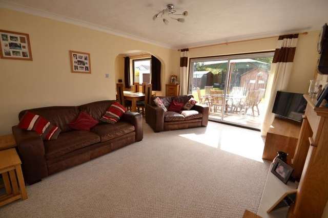  Image of 3 Bedroom Detached for sale at Merley  Wimborne, BH21 1TF