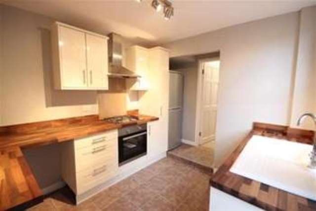  Image of 1 Bedroom Flat to rent at Midhurst, GU29 9JS