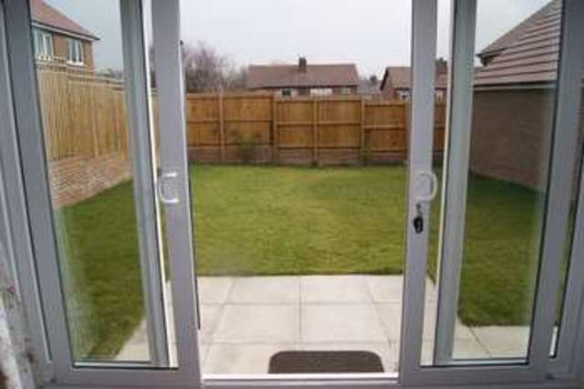  Image of 4 Bedroom Detached to rent at Wrenthorpe Wakefield Wakefield, WF1 2FA