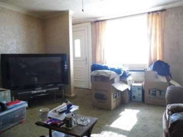  Image of 3 Bedroom Terraced for sale at Folkestone Kent Folkestone, CT18 7DG