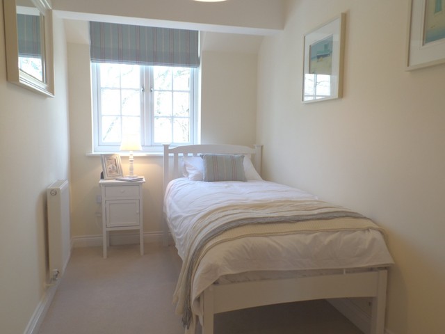  Image of 4 Bedroom Detached to rent at Chichester, PO19 7YF