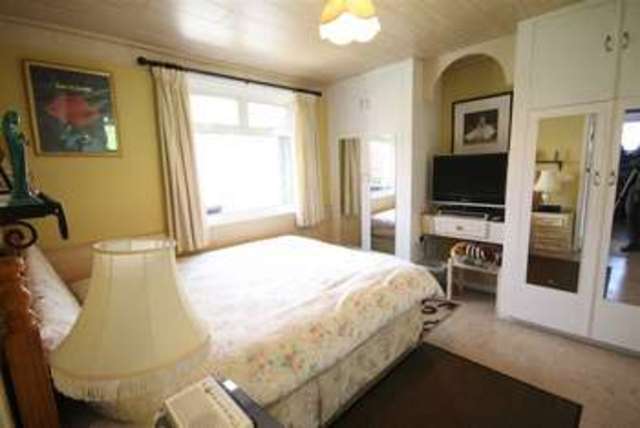 Image of 2 Bedroom Bungalow for sale at Oakside New Denham New Denham, UB9 4DY