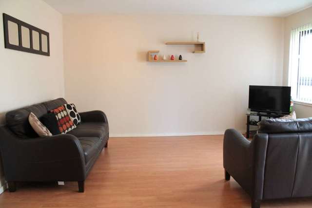  Image of 1 Bedroom Flat for sale at Orr Square  Paisley, PA1 2DL