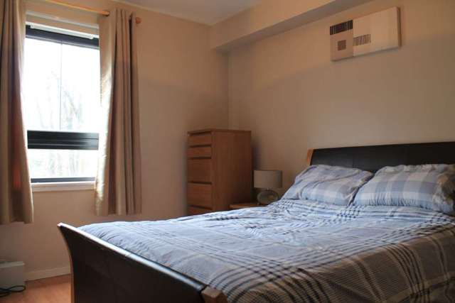  Image of 1 Bedroom Flat for sale at Orr Square  Paisley, PA1 2DL