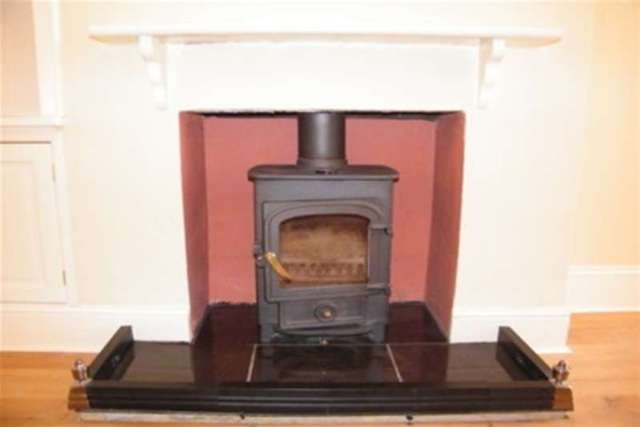  Image of 2 Bedroom Detached to rent at East Cowes, PO32 6RX