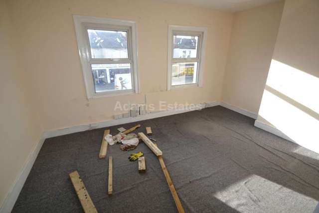  Image of Detached to rent at Oxford Road  Reading, RG30 1AD