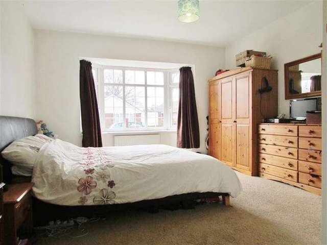  Image of 5 Bedroom Detached for sale at Didcot, OX11 0AA