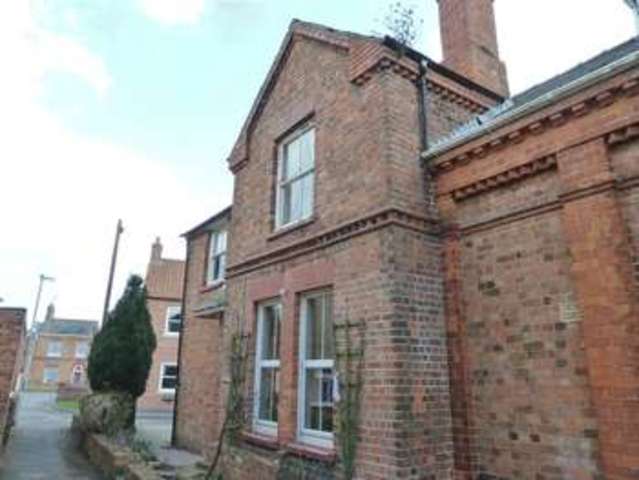  Image of 3 Bedroom Semi-Detached for sale at Park Lane  Alford, LN13 9DN