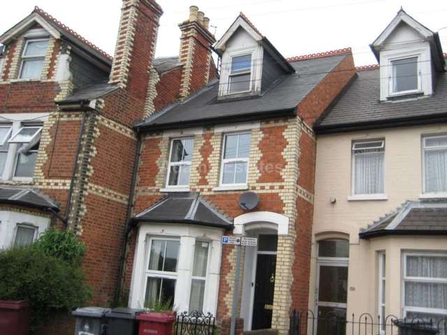  Image of 1 Bedroom House Share to rent at Pell Street  Reading, RG1 2NY
