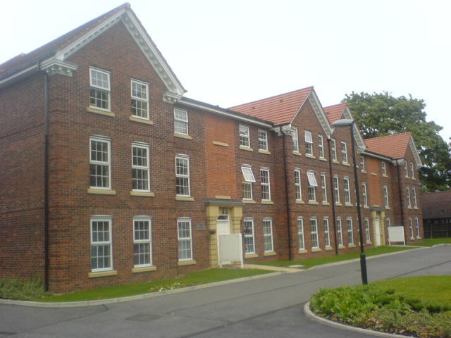  Image of 2 Bedroom Apartment to rent at Hessle High Road  Hull, HU4 6SA