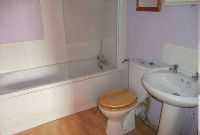  Image of 2 Bedroom Cottage for sale at Exmouth, EX8 2SY