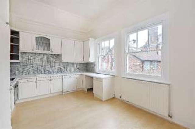  Image of 3 Bedroom Detached to rent at Priory Road South Hampstead South Hampstead, NW6 3NT