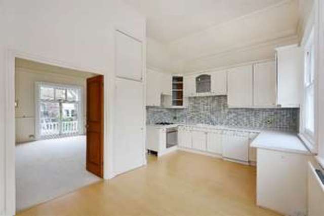  Image of 3 Bedroom Detached to rent at Priory Road South Hampstead South Hampstead, NW6 3NT