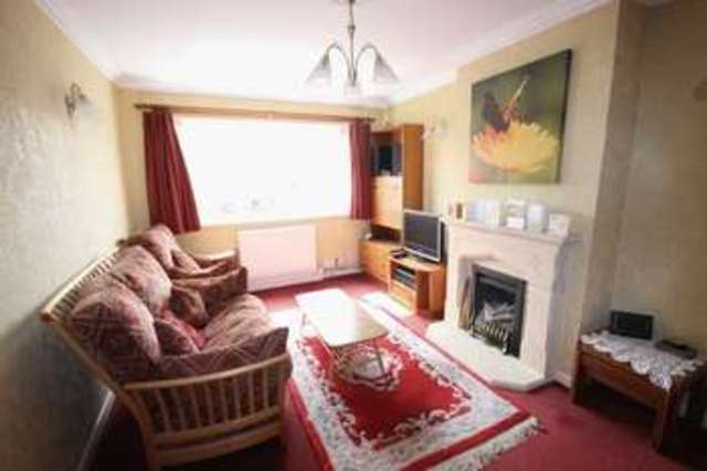  Image of 3 Bedroom Detached for sale at Richards Way  Salisbury, SP2 8NT