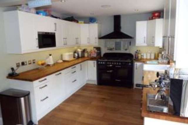  Image of 5 Bedroom Detached for sale at Rudgwick Horsham Rudgwick, RH12 3EN