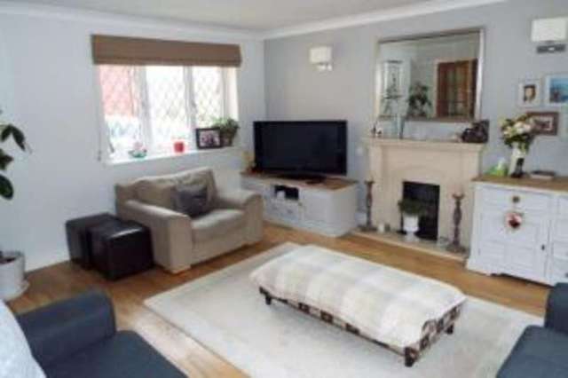  Image of 5 Bedroom Detached for sale at Rudgwick Horsham Rudgwick, RH12 3EN