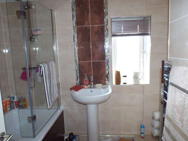  Image of 3 Bedroom Semi-Detached for sale at Intake Doncaster Intake, DN2 6EE