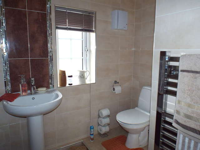  Image of 3 Bedroom Semi-Detached for sale at Intake Doncaster Intake, DN2 6EE