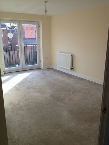  Image of 2 Bedroom Flat to rent at Penruddock Drive  Coventry, CV4 8LU
