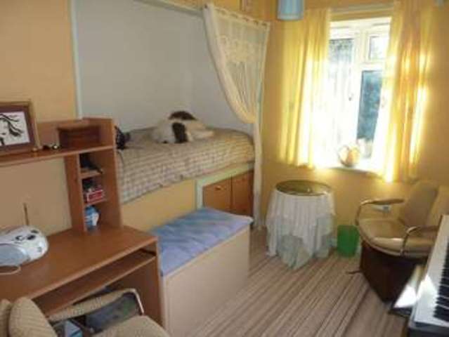  Image of 3 Bedroom Property to rent at Sheepcroft Close Webheath Redditch, B97 5RZ