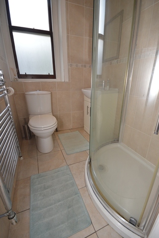  Image of 2 Bedroom Flat to rent at Newington Edinburgh Edinburgh, EH8 9HP