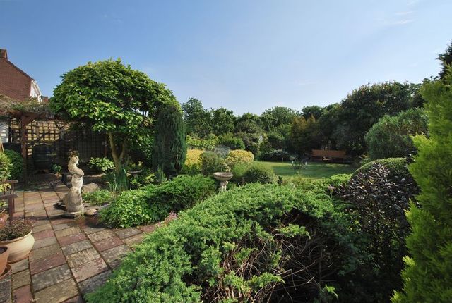 Image of 3 Bedroom Detached for sale at South Lane  New Malden, KT3 5RP