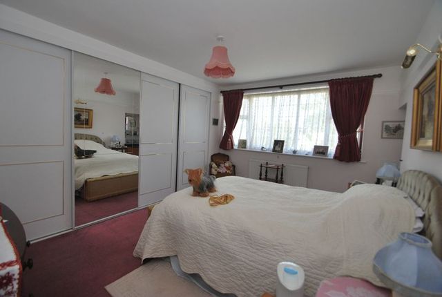  Image of 3 Bedroom Detached for sale at South Lane  New Malden, KT3 5RP