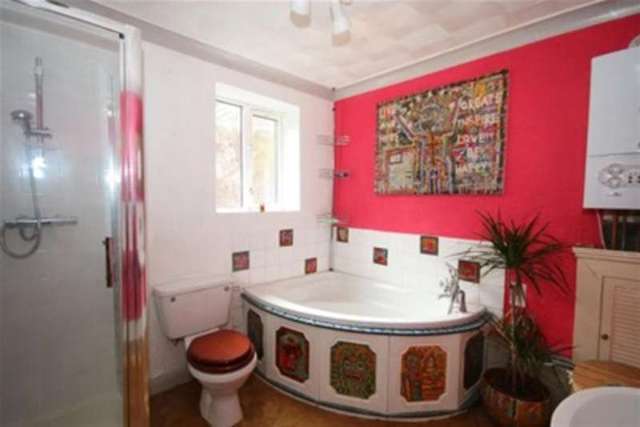  Image of 3 Bedroom Detached to rent at Newhaven, BN9 9QL