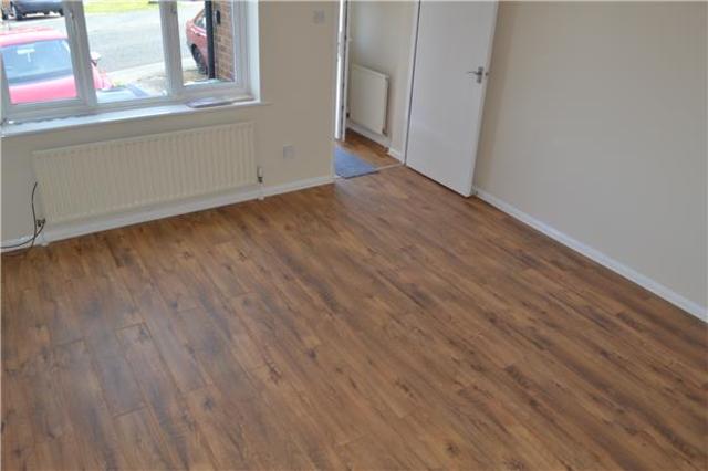  Image of 2 Bedroom Maisonette to rent at East Sussex, TN34 1SA