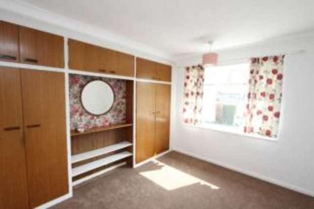 Image of 3 Bedroom Detached for sale at Woodthorpe Mastin Moor Woodthorpe, S43 3BX