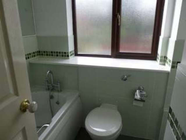  Image of 5 Bedroom Detached to rent at Spencers Wood Reading Reading, RG7 1DW