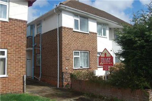  Image of 2 Bedroom Flat to rent at Gloucestershire, GL51 8NX