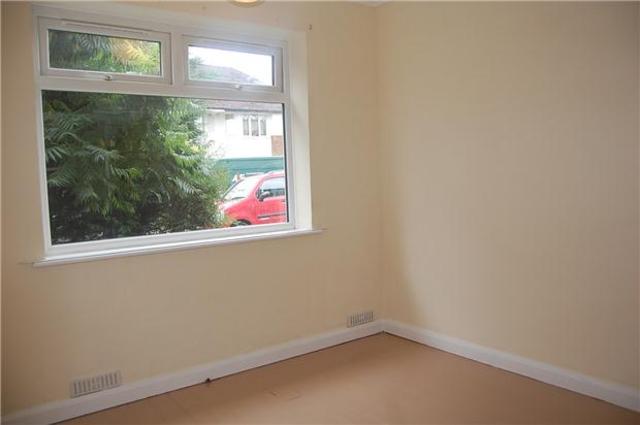  Image of 2 Bedroom Flat to rent at Gloucestershire, GL51 8NX