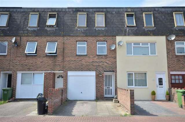  Image of 3 Bedroom Town House for sale at Portsmouth Hampshire Portsmouth, PO2 7HE