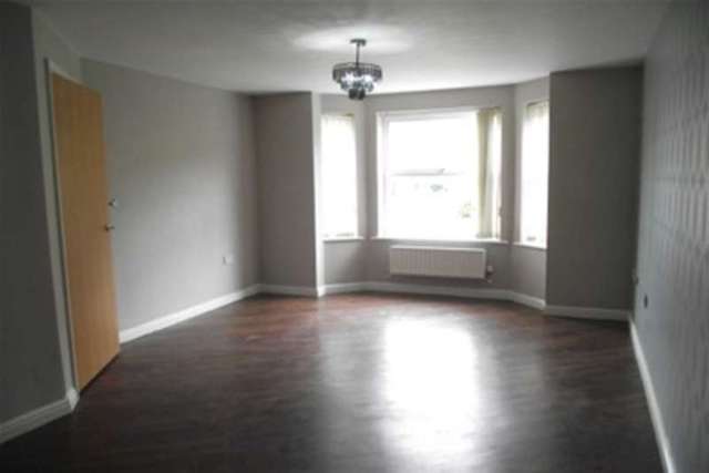  Image of 2 Bedroom Flat to rent at Warrington, WA2 0WU