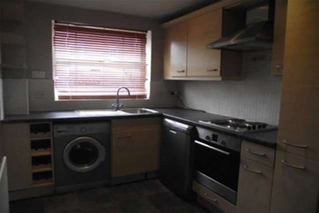  Image of 2 Bedroom Flat to rent at Warrington, WA2 0WU