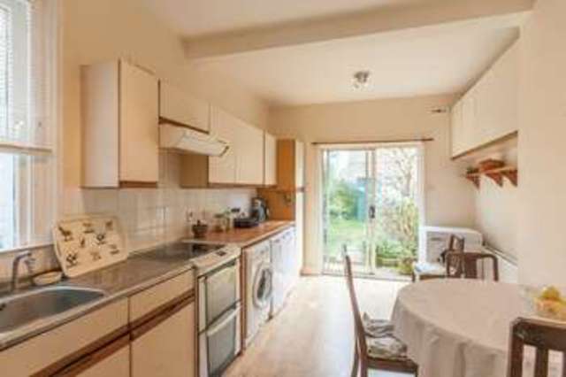  Image of 4 Bedroom Terraced for sale at The Avenue  London, W4 1HR