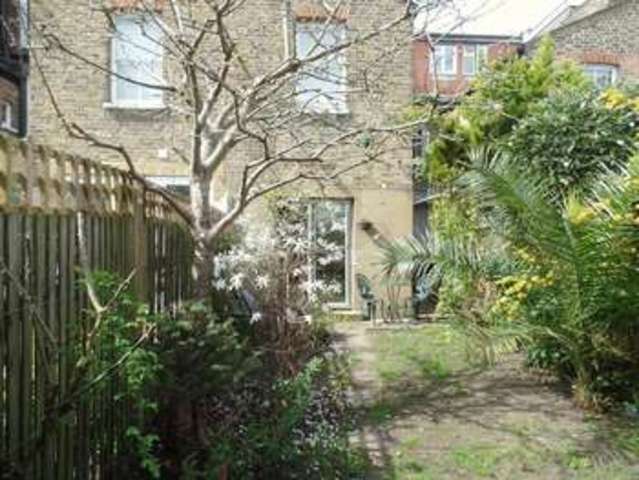  Image of 4 Bedroom Terraced for sale at The Avenue  London, W4 1HR