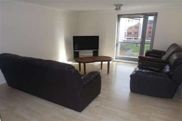 Image of 2 Bedroom Flat to rent at Dundee, DD1 3BU