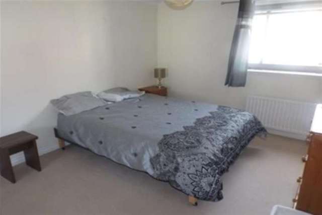 Image of 2 Bedroom Flat to rent at Dundee, DD1 3BU