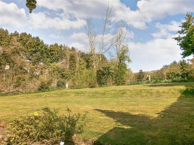  Image of 2 Bedroom Bungalow for sale at Brighstone Newport Brighstone, PO30 4BA