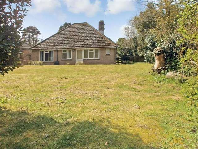  Image of 2 Bedroom Bungalow for sale at Brighstone Newport Brighstone, PO30 4BA