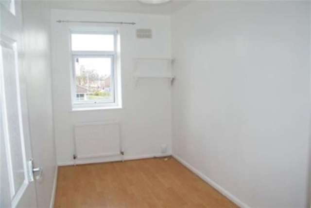 Image of 3 Bedroom Detached to rent at Manchester, M23 2RY