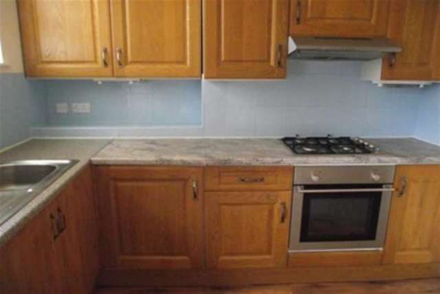  Image of 2 Bedroom Flat to rent at Blackburn, BB1 9SL